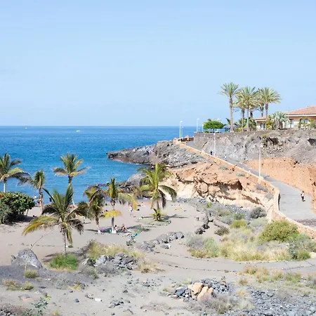 Acogedor Con Vistas Al Mar En شقة *