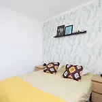 Acogedor Con Vistas Al Mar En Apartamento *
