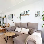 Acogedor Con Vistas Al Mar En Apartamento