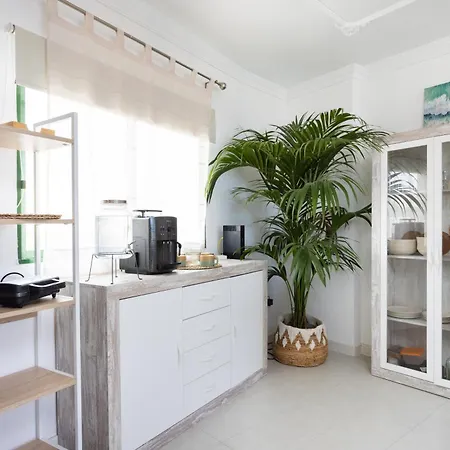Apartment Acogedor Con Vistas Al Mar En *