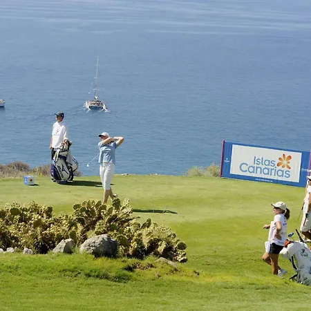 Acogedor Con Vistas Al Mar En Apartamento